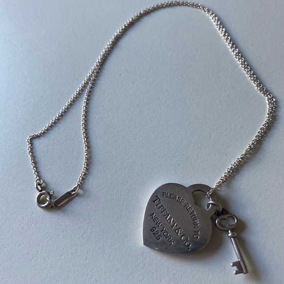 Tiffany & Co Heart Tag and Key Necklace - Picture 3 of 6